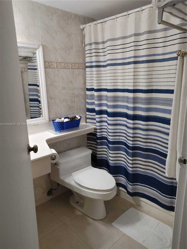 19201 Collins Ave #19201-103 - Photo 4 of 4