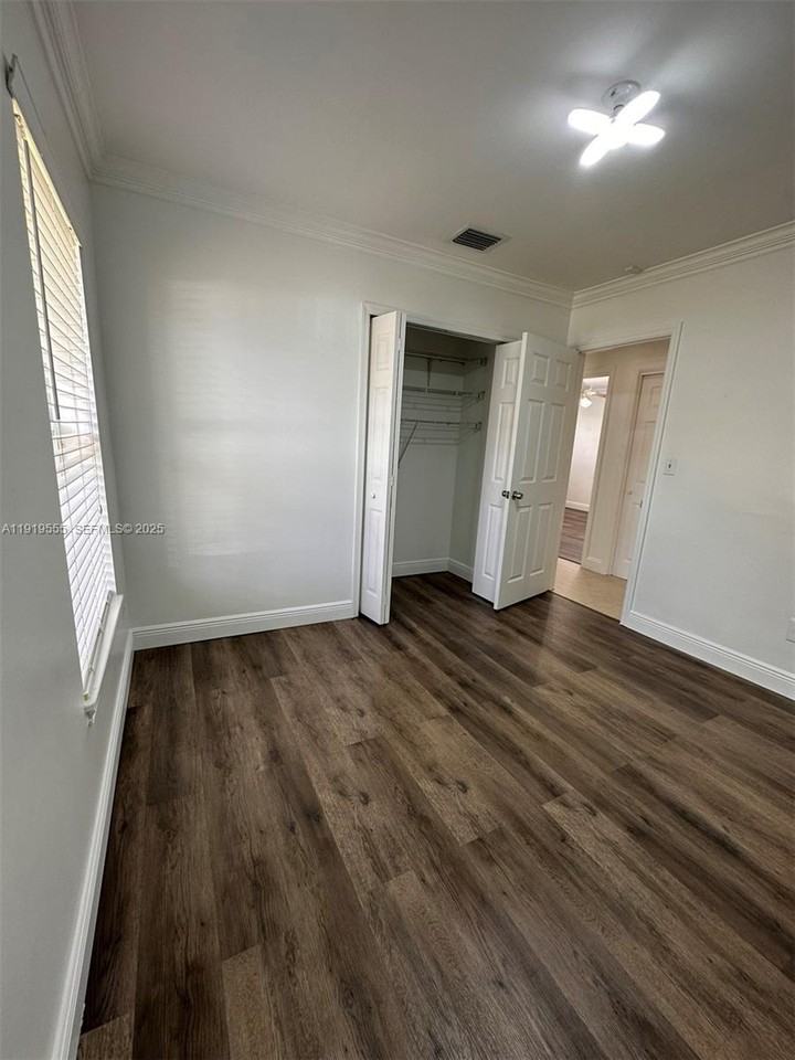 15432 Sw 105th Ave #15432 - Photo 3 of 21