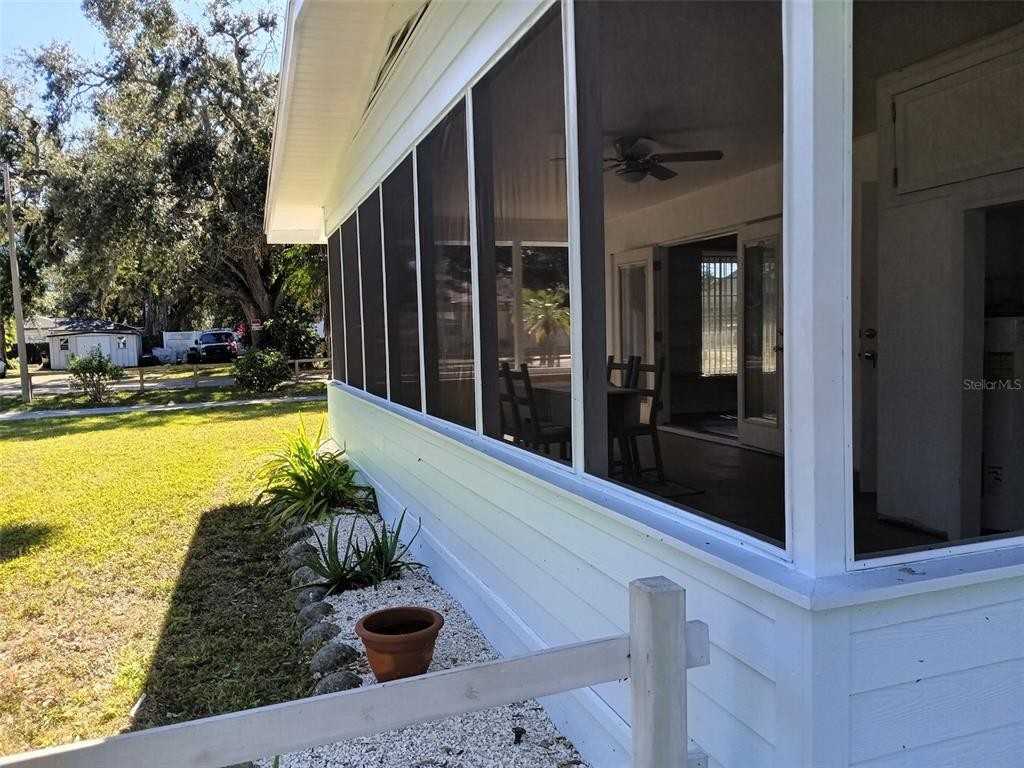 10611 Dixon Dr #10611 - Photo 3 of 14