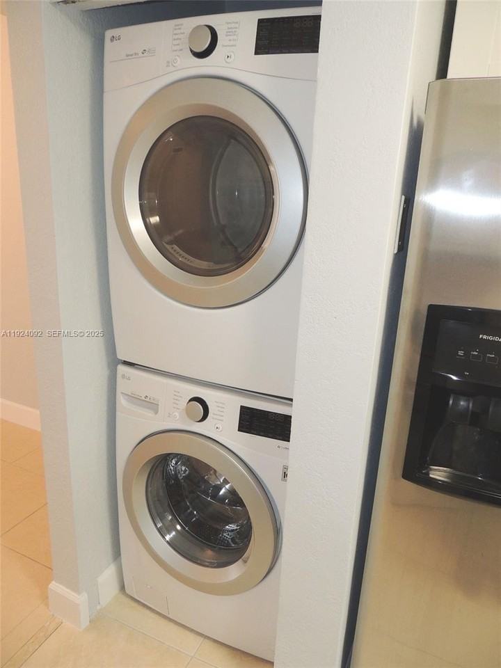 1152 99th St #1152-27 - Photo 2 of 35