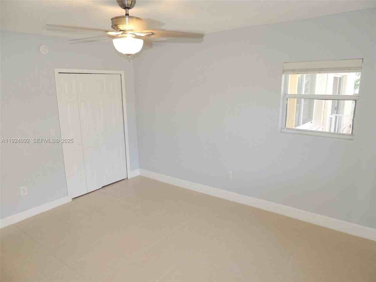 1152 99th St #1152-27 - Photo 4 of 35