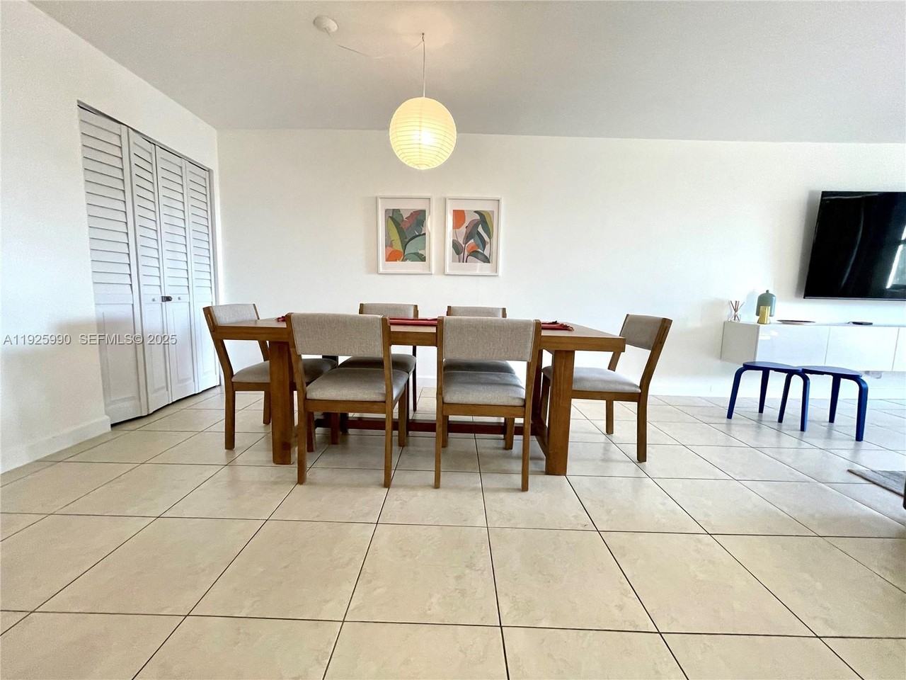 10101 E Bay Harbor Dr #10101-402 - Photo 2 of 34