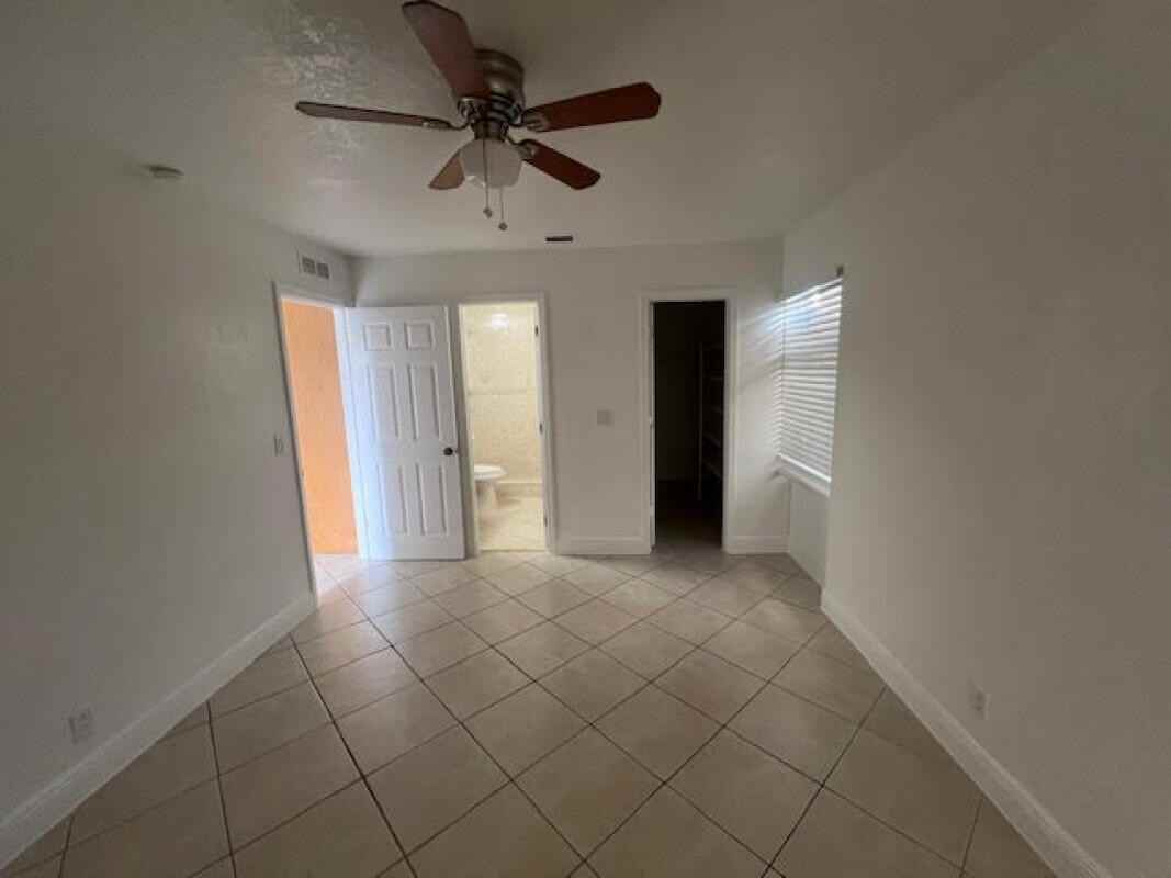 1755 Forest Hill Blvd #1755-17 - Photo 6 of 8