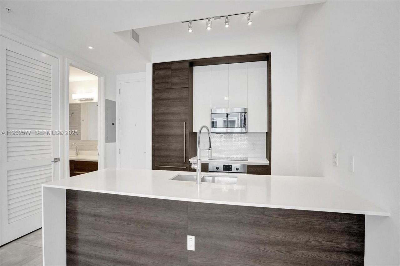 301 Altara Ave #301LPH903 - Photo 2 of 50