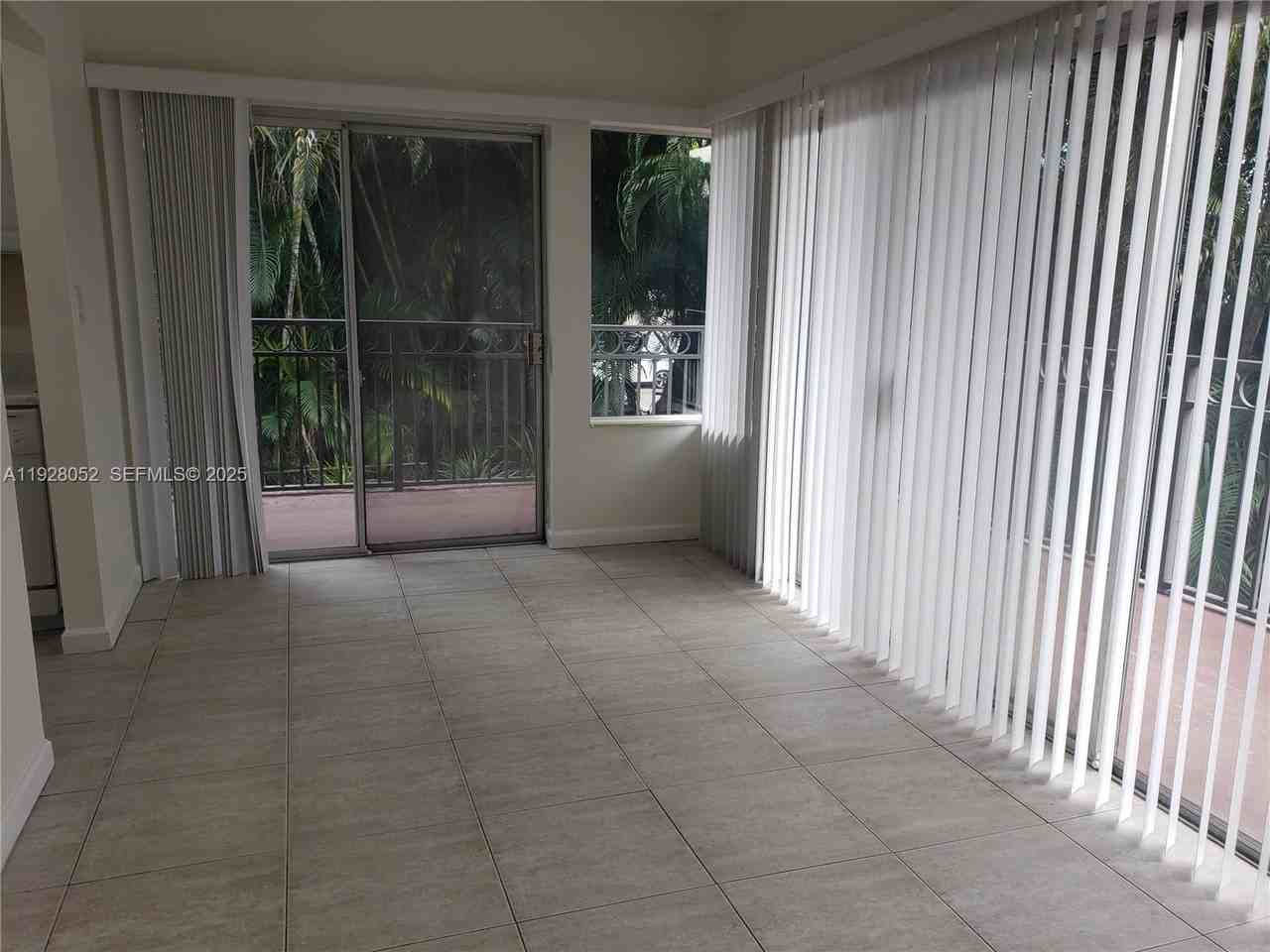 Davie Rd #4850-222 - Photo 7 of 14