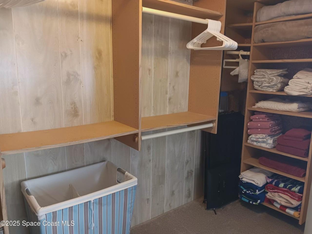 621 Hyacinth Cir #621 - Photo 2 of 24