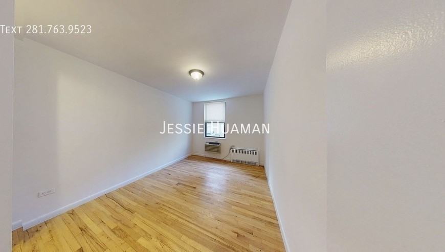 300 1/2 E 65th St #PH - Photo 5 of 9