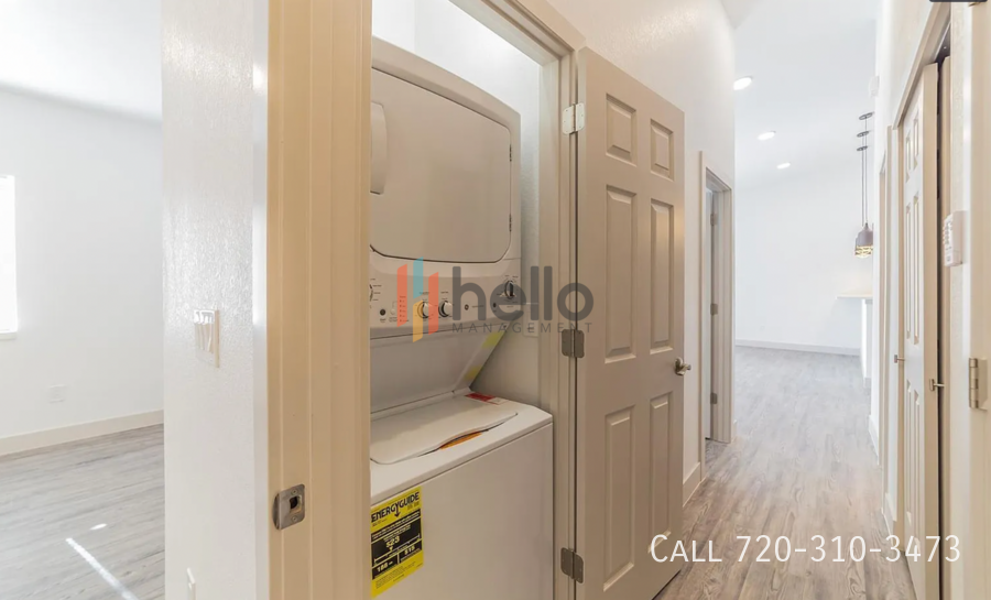 The Summit at Chambers Place - Photo 2 of 6