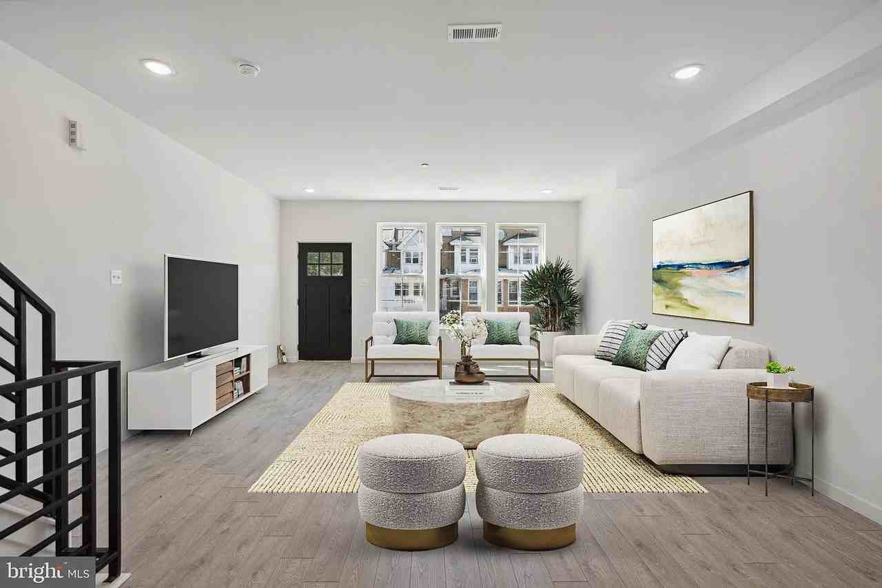 5608 Florence Ave - Photo 2 of 26