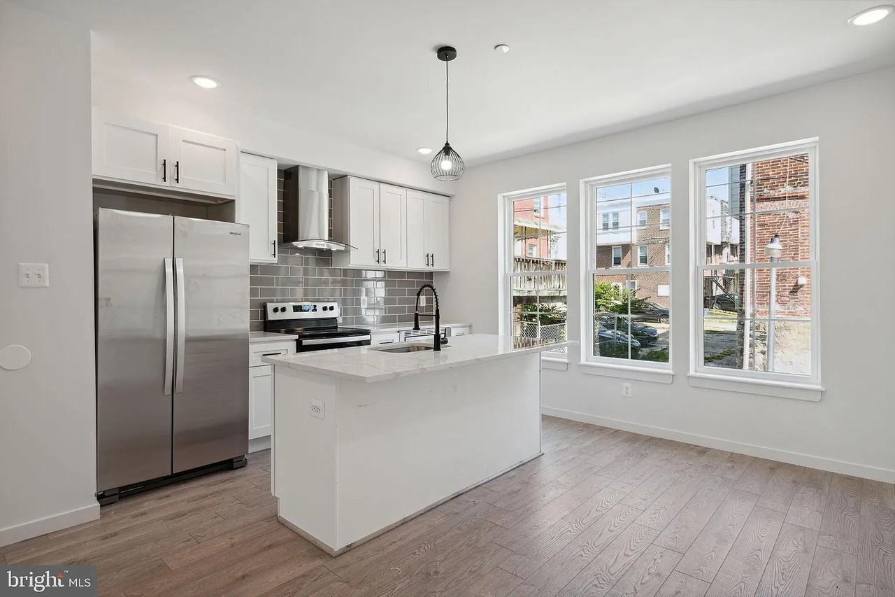 5608 Florence Ave - Photo 7 of 26