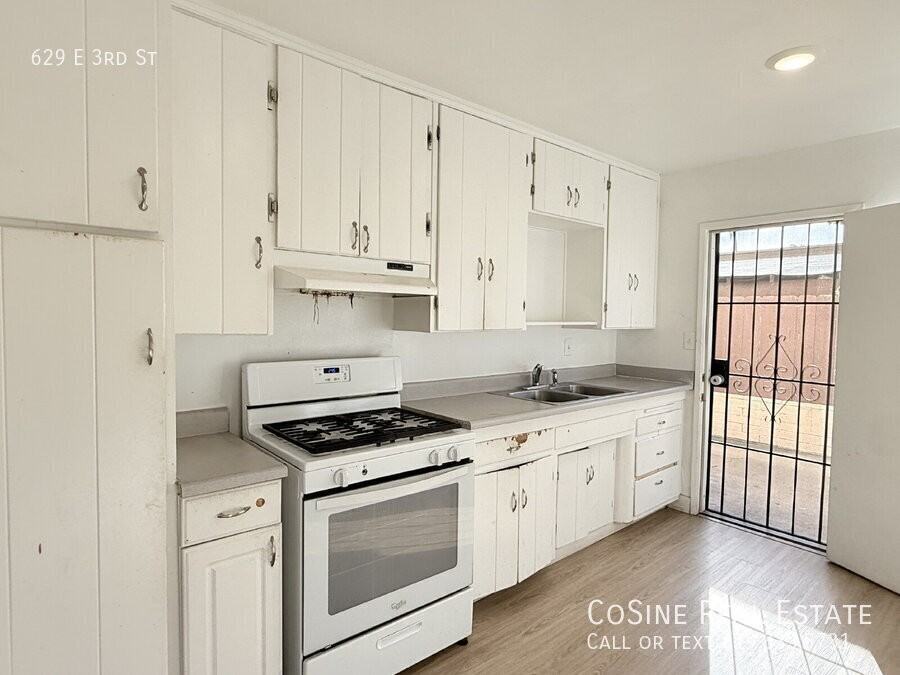 629 E 3rd St - Photo 2 of 9