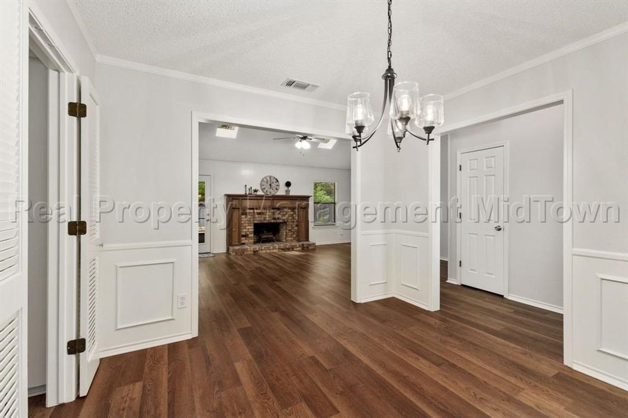 5104 Andalusia Trl - Photo 6 of 31