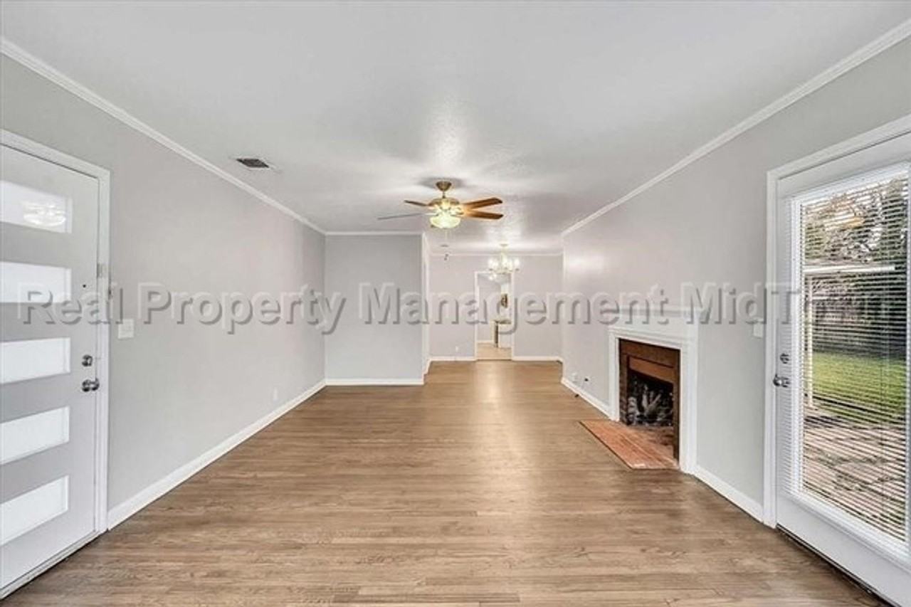 6400 Greenway Rd - Photo 3 of 40