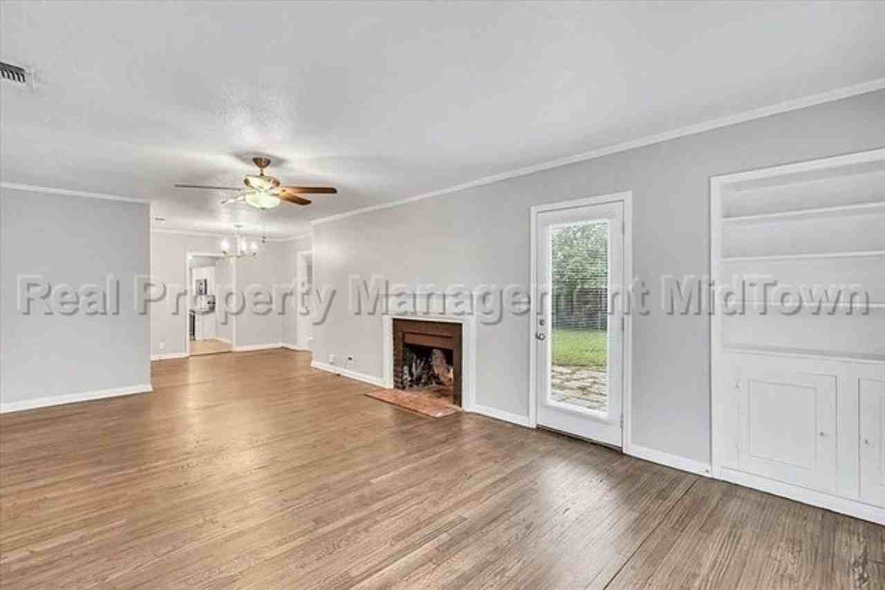 6400 Greenway Rd - Photo 5 of 40