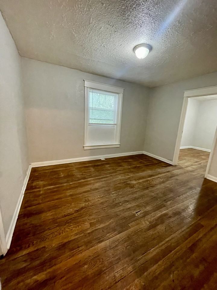 3921 Norledge Ave #3921-2E - Photo 2 of 13