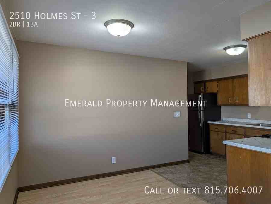 2510 Holmes St #3 - Photo 4 of 9