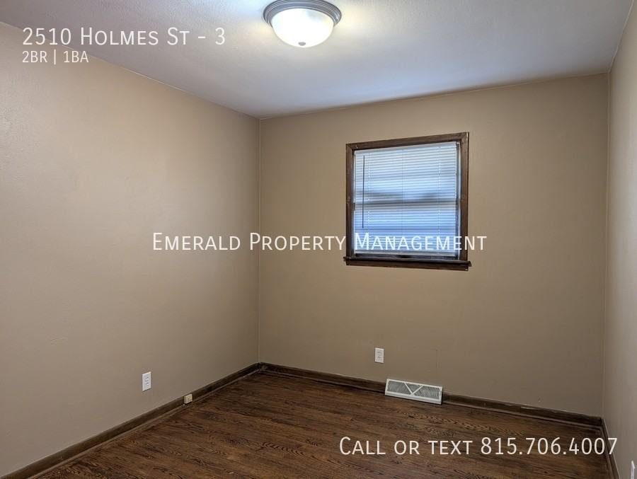 2510 Holmes St #3 - Photo 5 of 9