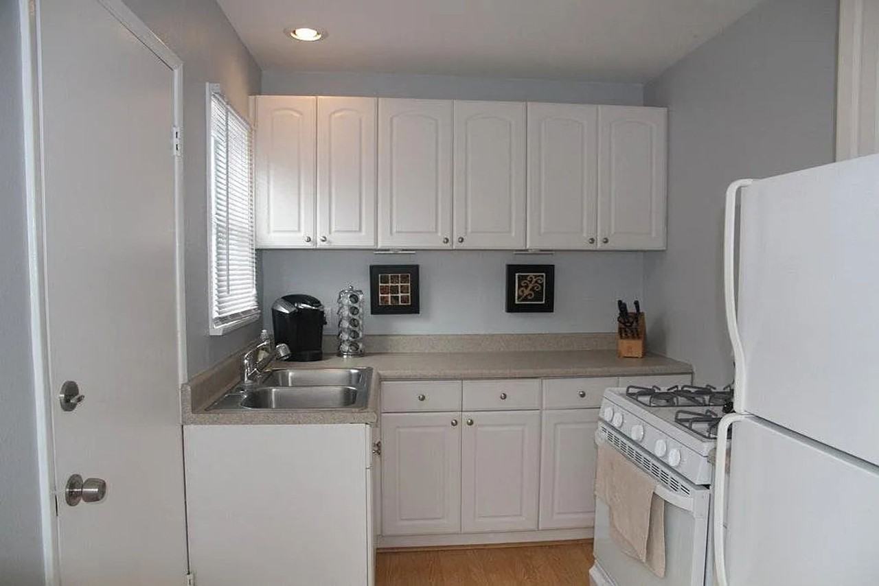 861 Missouri St - Photo 5 of 18