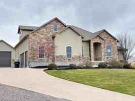 featured image of 14328 S Log Home Ln #1