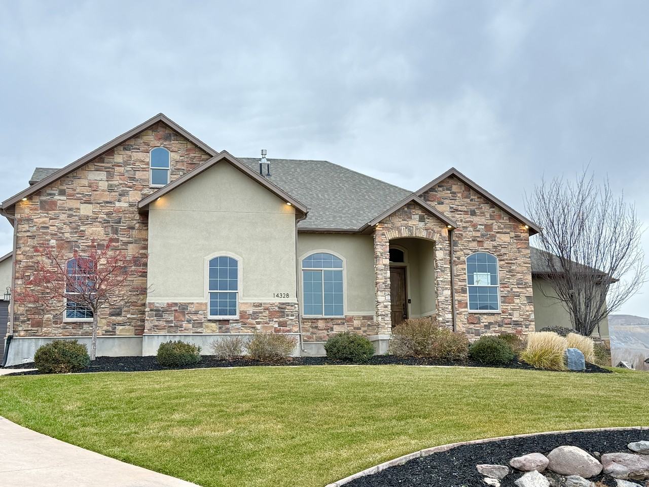 14328 S Log Home Ln #1 - Photo 2 of 50