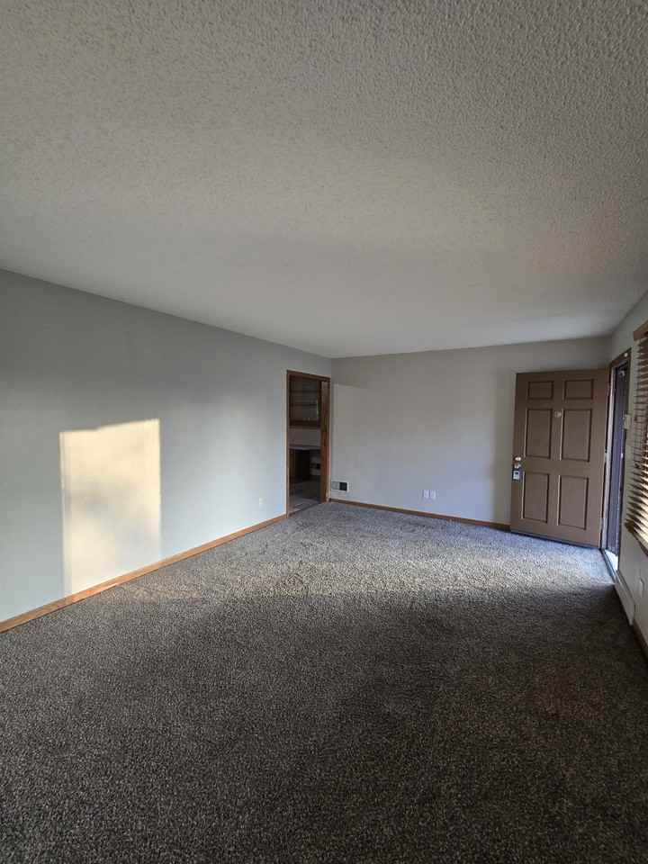 714 S Fabrique Dr #1 - Photo 6 of 43