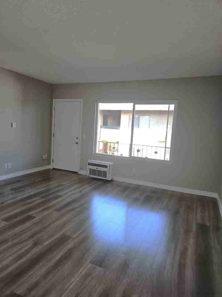 2102 - 8936 Cedros Ave. - Photo 2 of 20