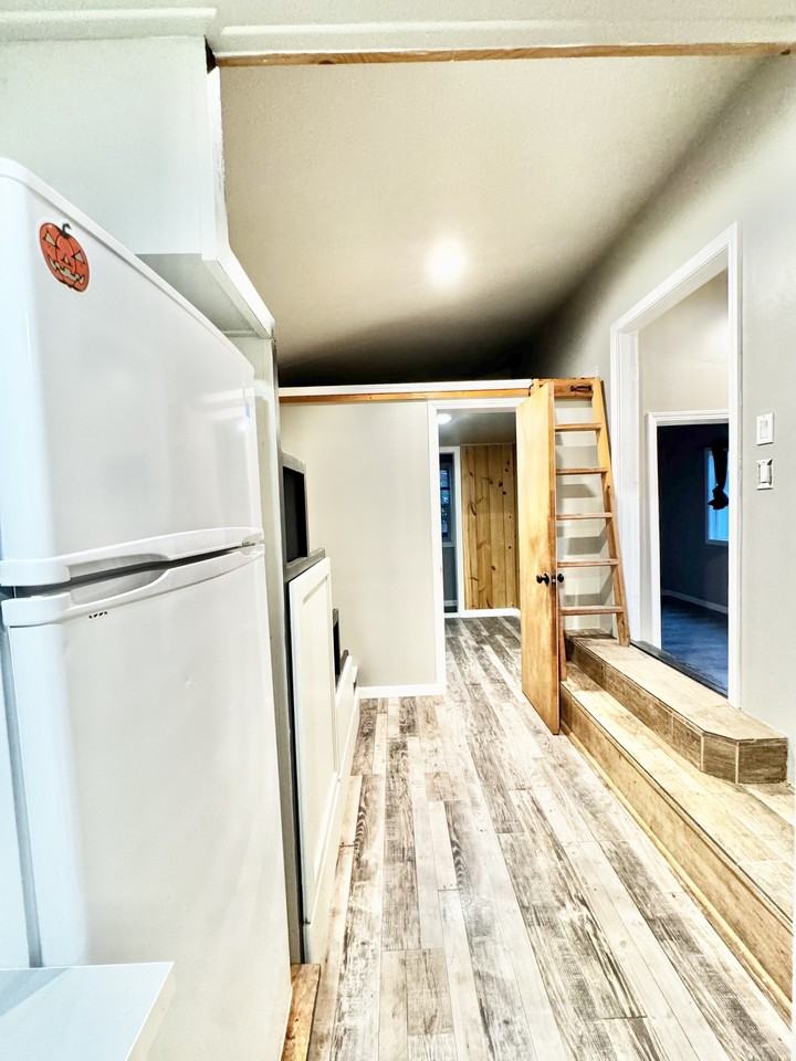 26759 Calaroga Avenue - Photo 6 of 18