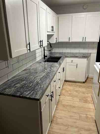 1015 East Hurd Street - Photo 3 of 18