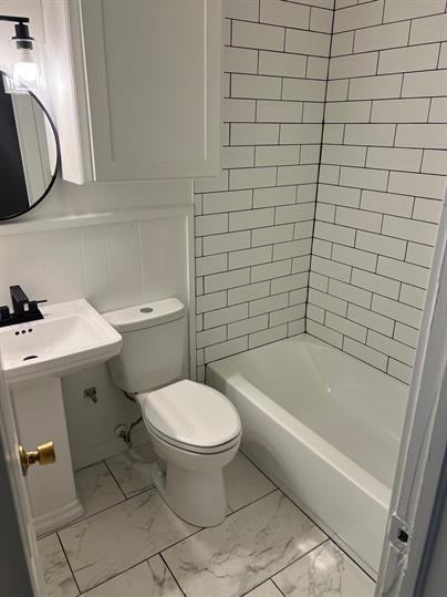 1015 East Hurd Street - Photo 5 of 18