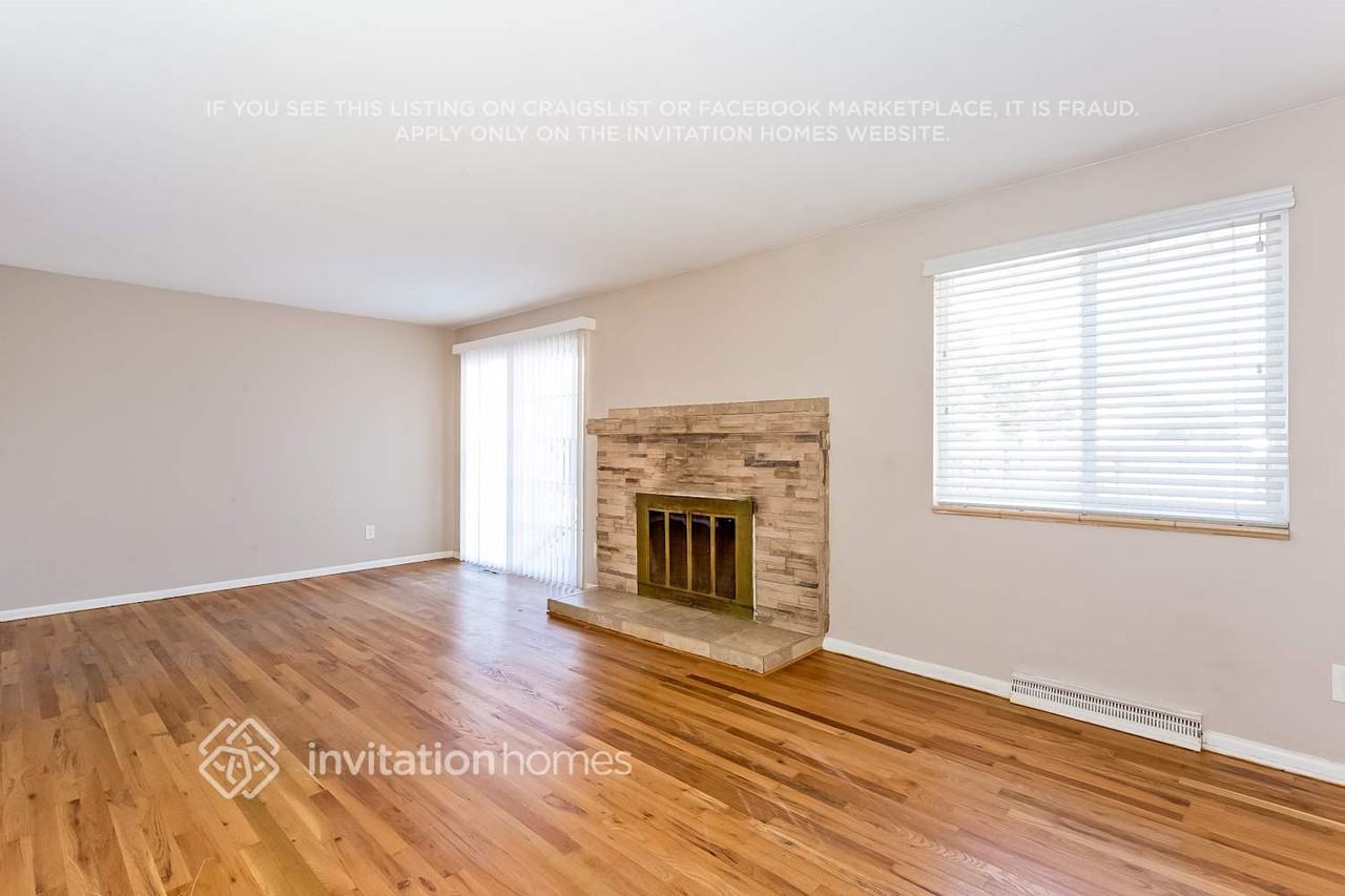 12043 E Arizona Dr - Photo 3 of 20