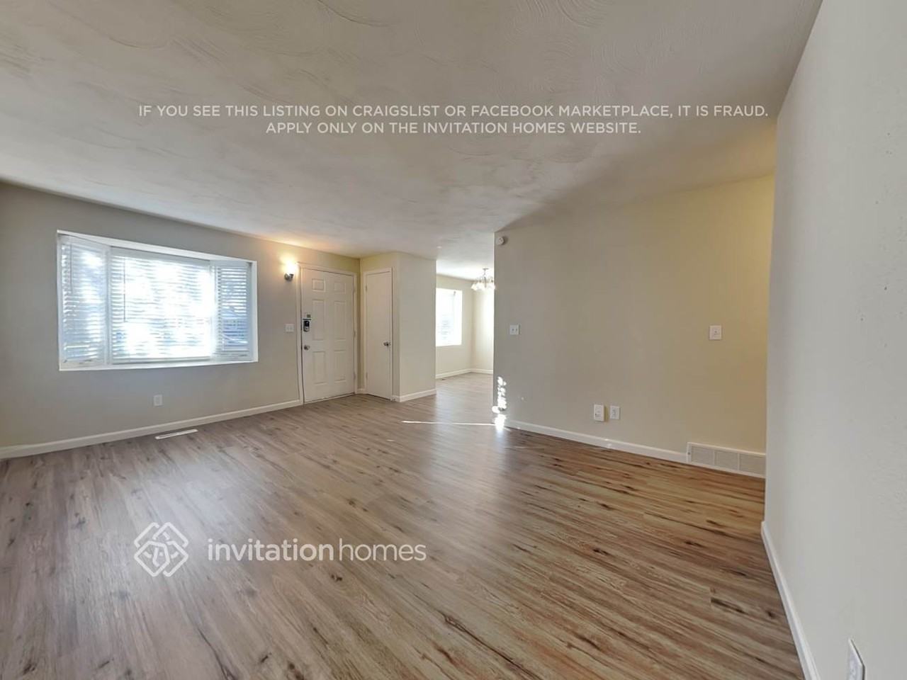 848 Hubbard Dr - Photo 4 of 20