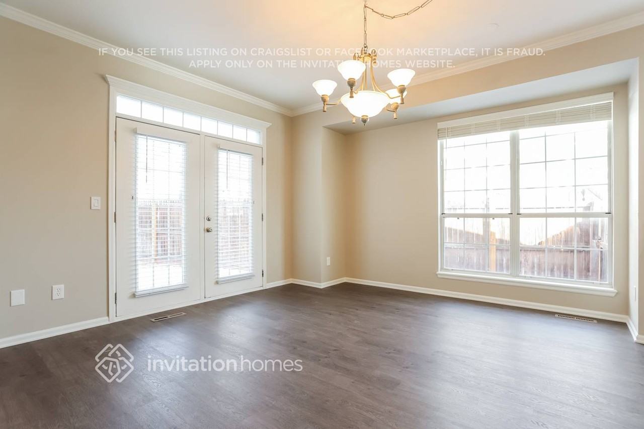 10769 Wheatfield Ln - Photo 6 of 14