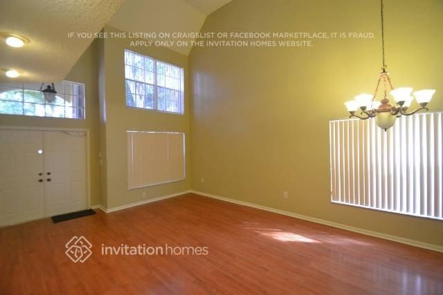 20382 Sw 3rd St - Photo 2 of 7