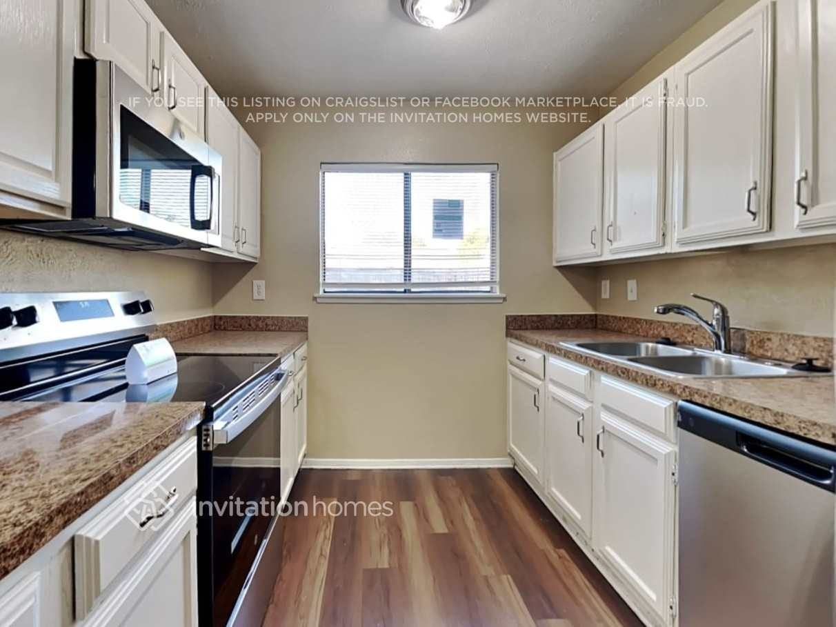 625 Valley View Dr - Photo 6 of 17