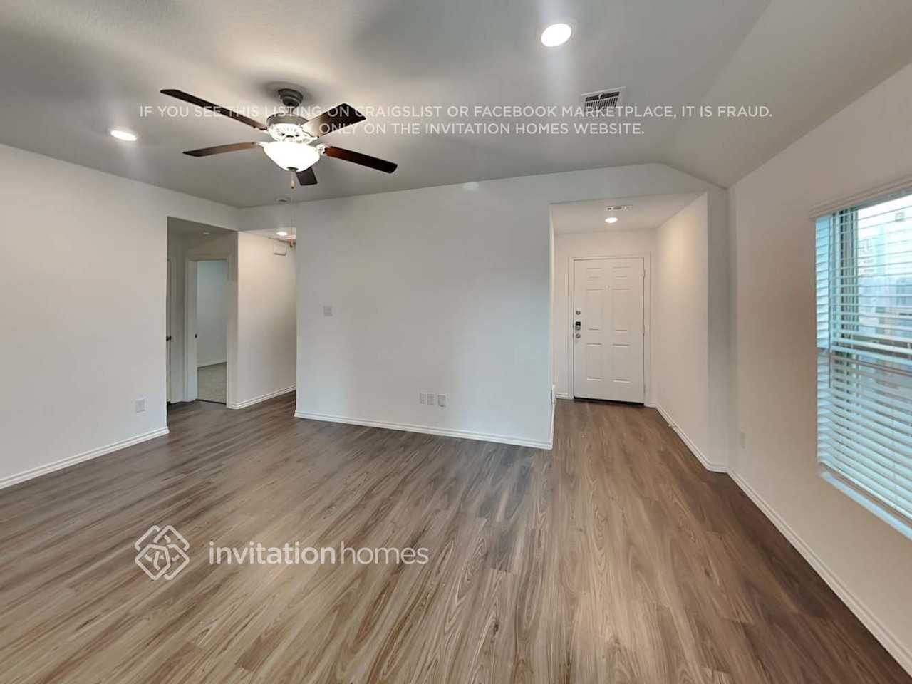 18819 Orvieto Ct - Photo 3 of 22