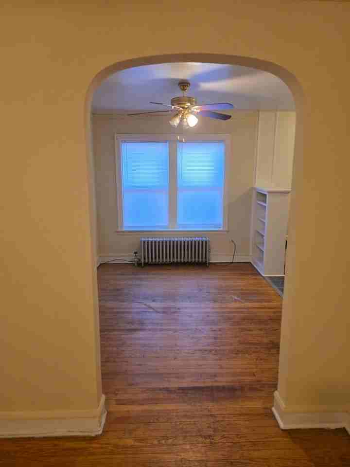 Hoyne Suites - Photo 3 of 15