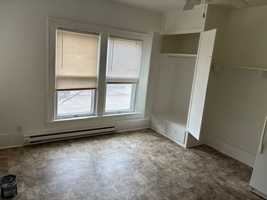 featured image of 423 10th Ave S