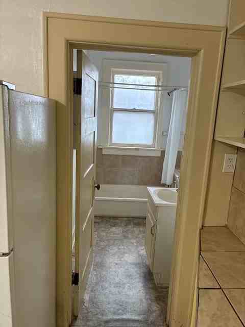 423 10th Avenue South - Photo 4 of 6