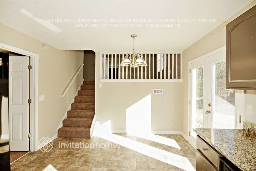 5851 Brookside Dr Se - Photo 7 of 19