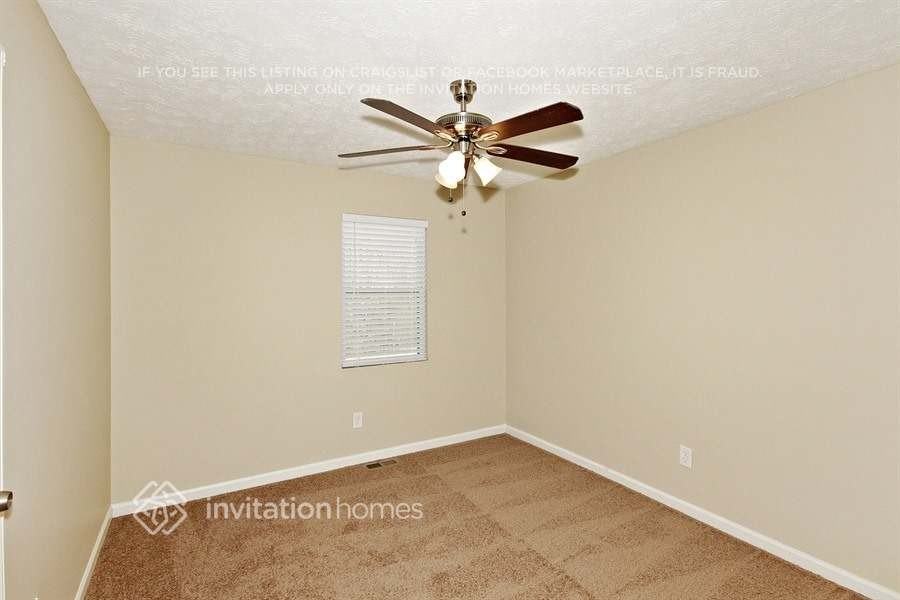 5851 Brookside Dr Se - Photo 5 of 14