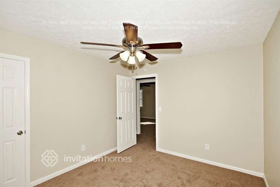 5851 Brookside Dr Se - Photo 6 of 14