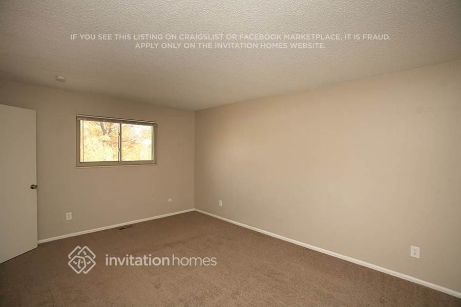 9900 Detroit St - Photo 3 of 8