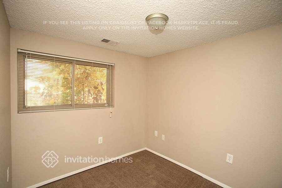 9900 Detroit St - Photo 4 of 8