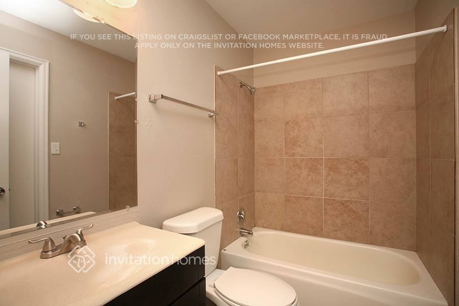 9900 Detroit St - Photo 6 of 8