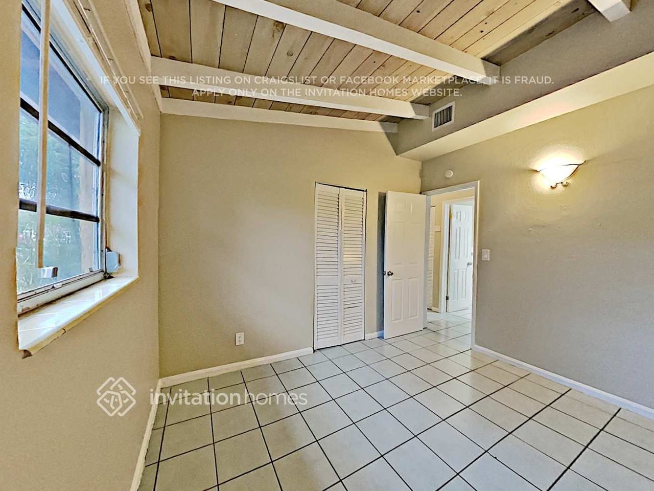 1275 Sw 28th Rd - Photo 5 of 12