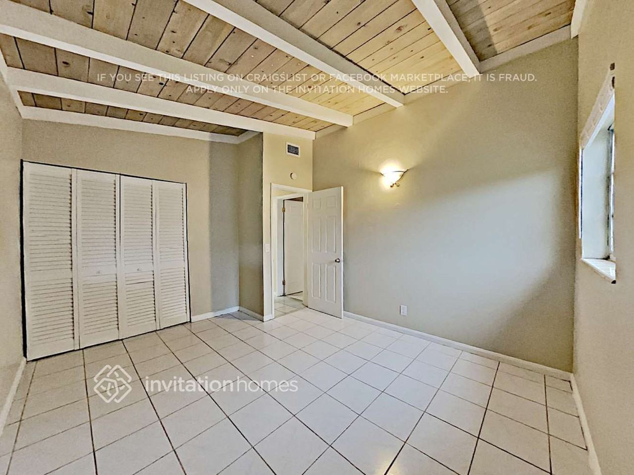 1275 Sw 28th Rd - Photo 6 of 12