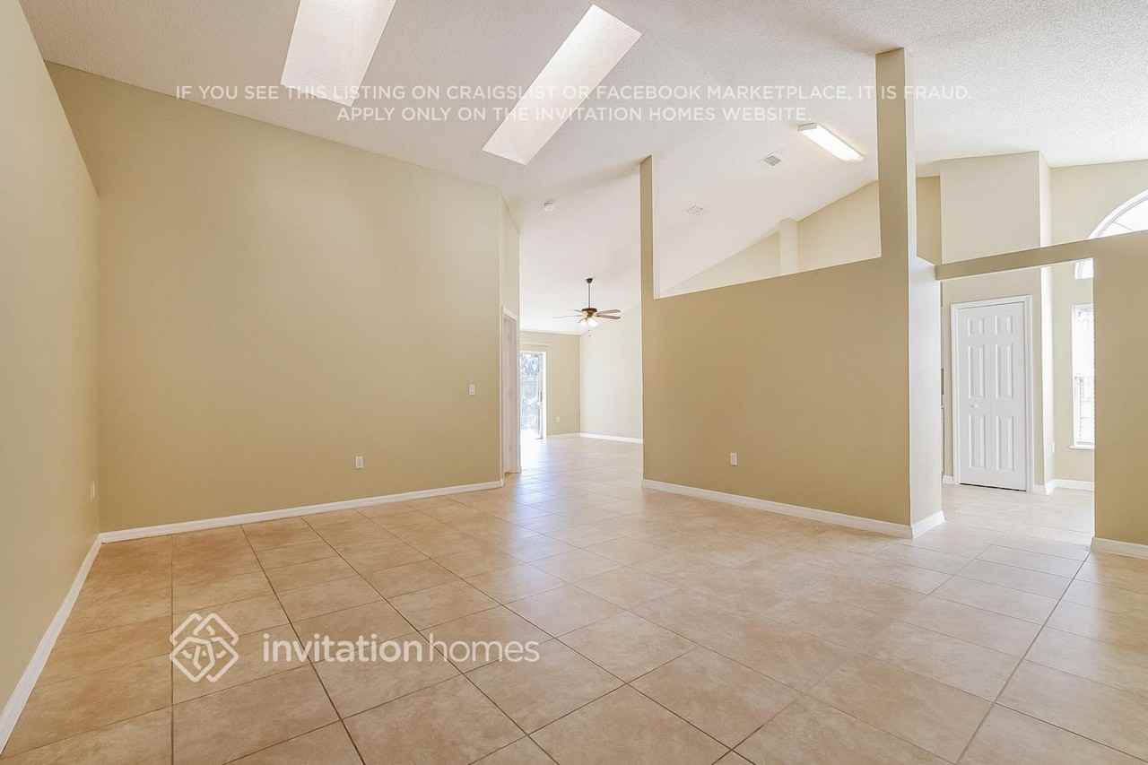 733 Alto Pl - Photo 3 of 17