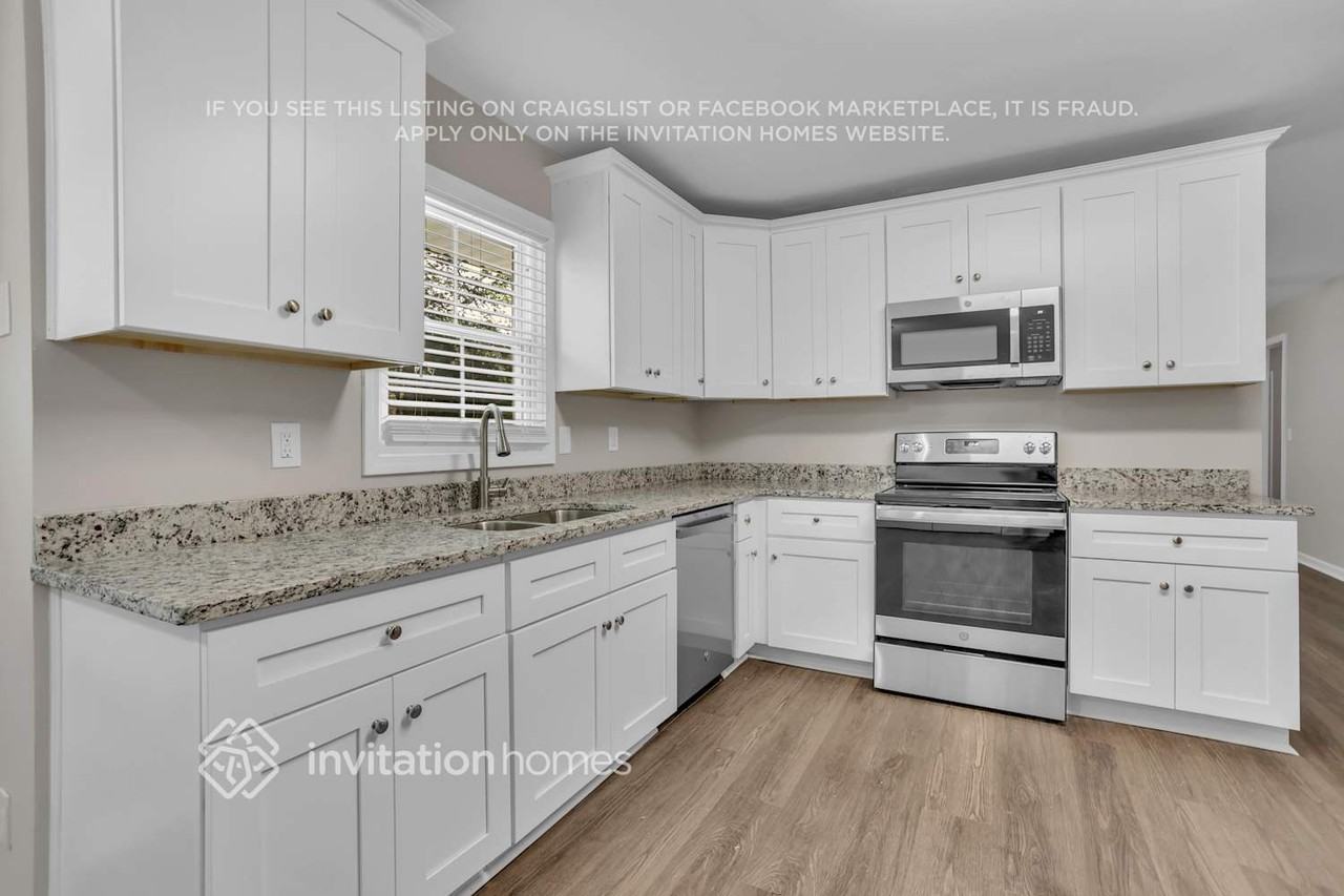 3458 Charlemagne Dr - Photo 6 of 29