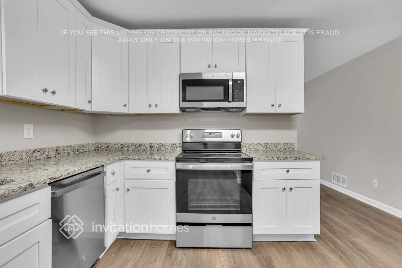 3458 Charlemagne Dr - Photo 7 of 29