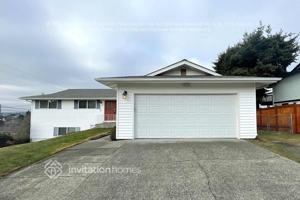 featured image of 2401 N Narrows Dr